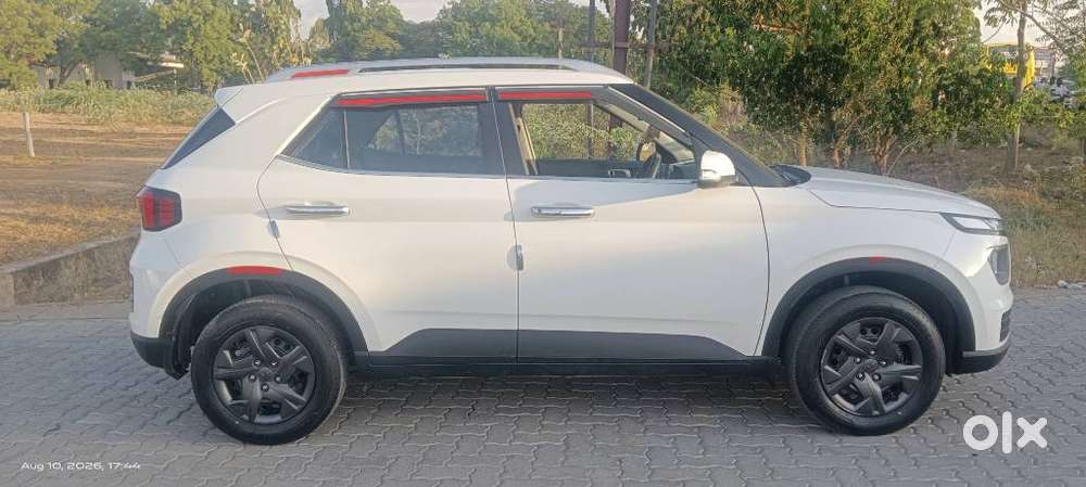Hyundai Venue 1.5 Crdi S Plus, 2023, Diesel