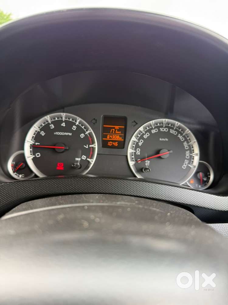 Maruti Swift Petrol 2013