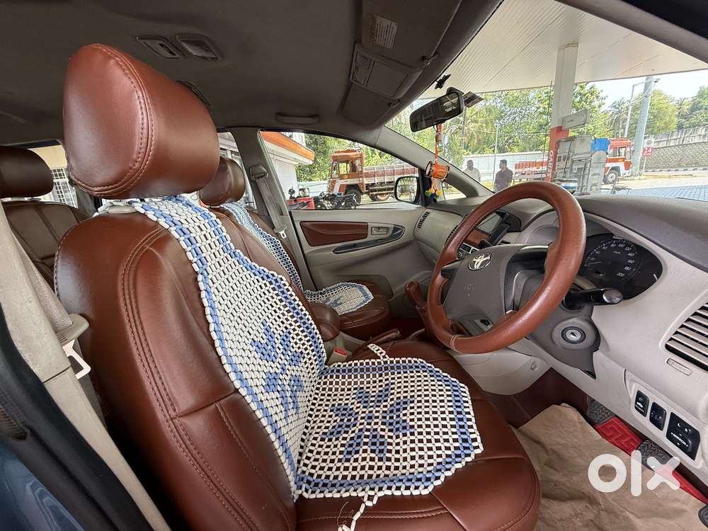 Toyota Innova 2.5 Gx 8 Str Bs-iii, 2012, Diesel
