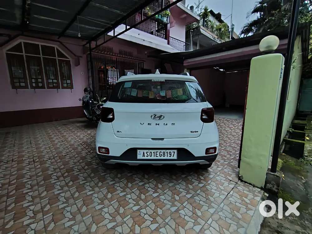 Hyundai Venue Turbo Manual 2019