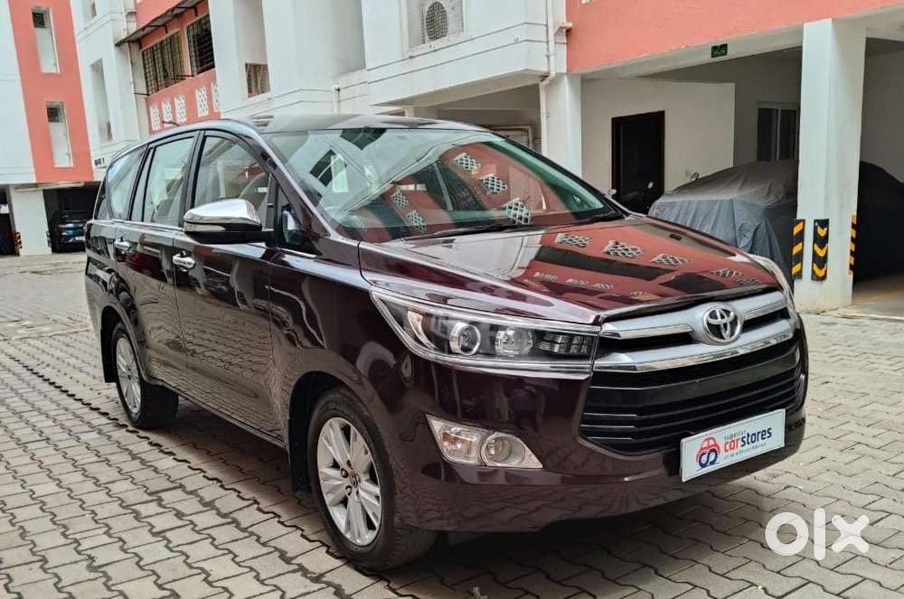 Toyota Innova Crysta 2.8z Automatic, 2016, Diesel