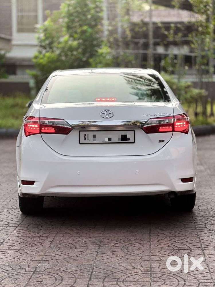 Toyota Corolla Altis Vl, 2015
