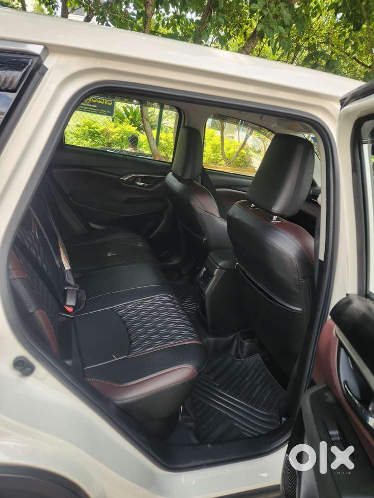 Maruti Suzuki Grand Vitara 1.5 Delta Smart Hybrid, 2023, Petrol