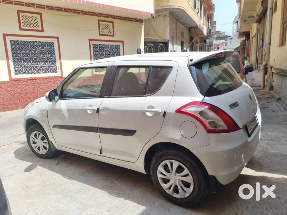 Maruti Suzuki Swift 2016 Petrol 86000 Km Driven