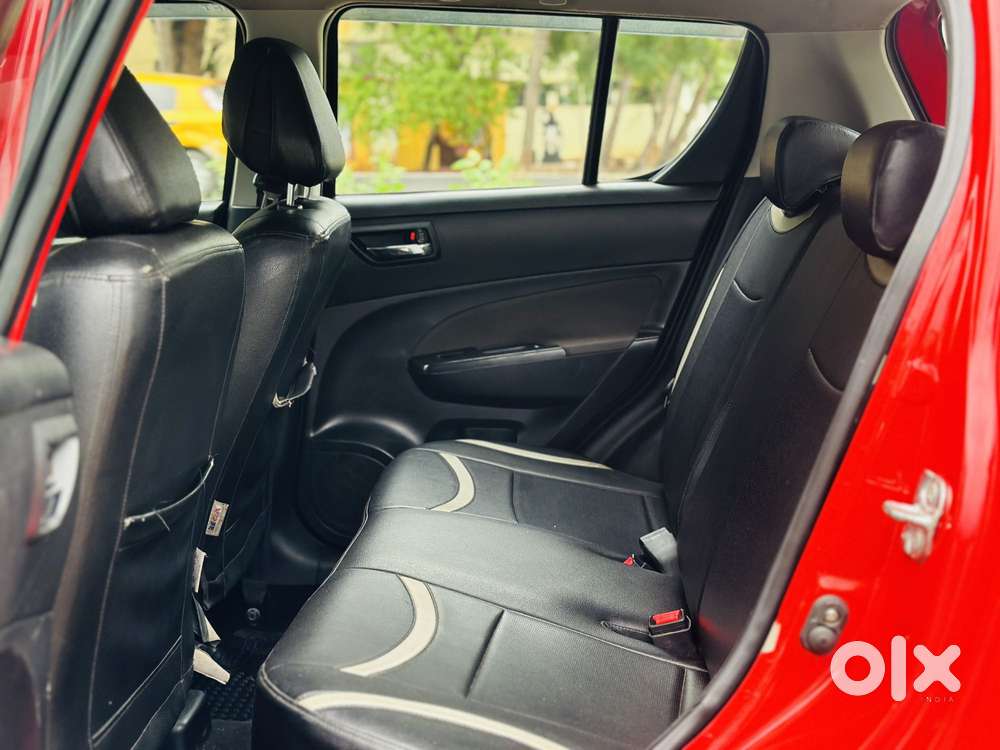 Maruti Suzuki Swift Vxi Abs Bsiv, 2015, Petrol