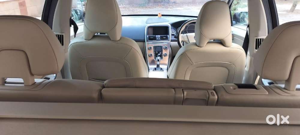 Volvo Xc60 D5 Awd Automatic, 2016, Diesel
