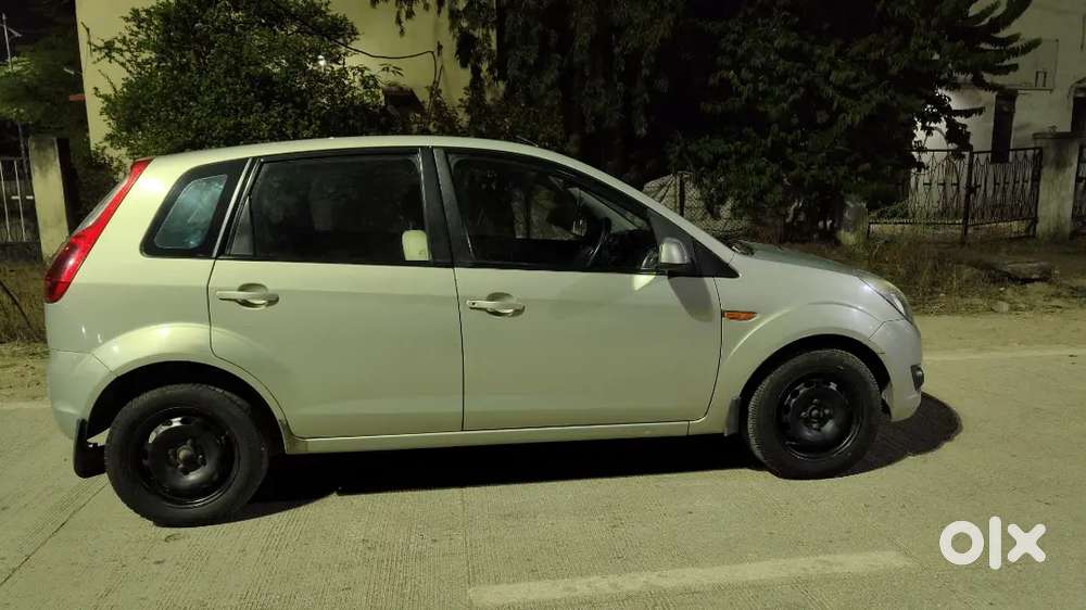Ford Figo 2012 Diesel 63000 Km Driven