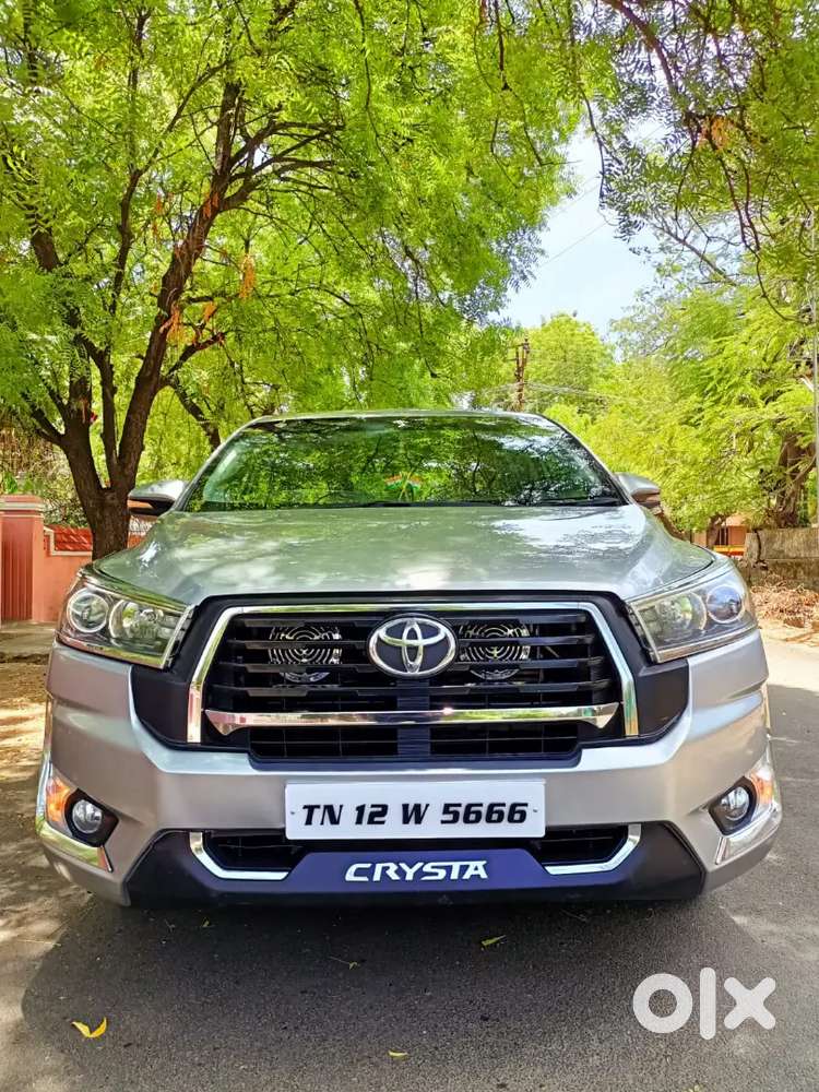 Innova Crysta Toyoto Silver