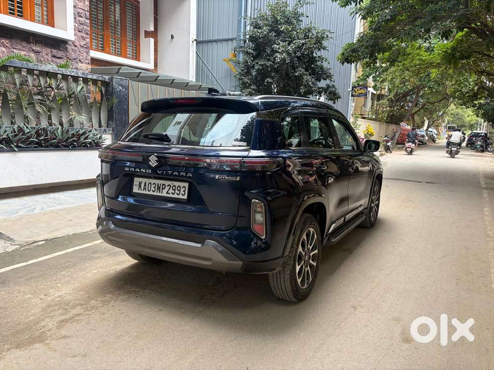 Maruti Suzuki Grand Vitara 1.5 Zeta Plus Dual Tone Intelligent Hybri..