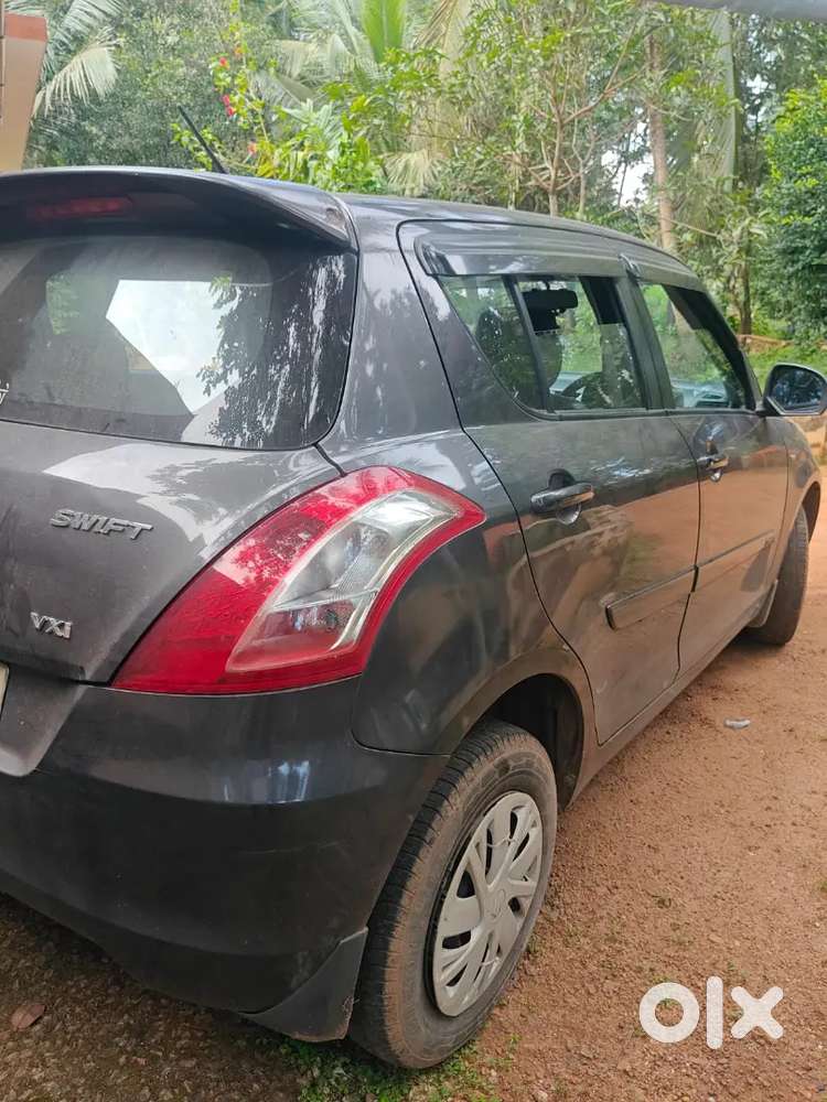 Maruti Suzuki Swift Petrol Manual 2017