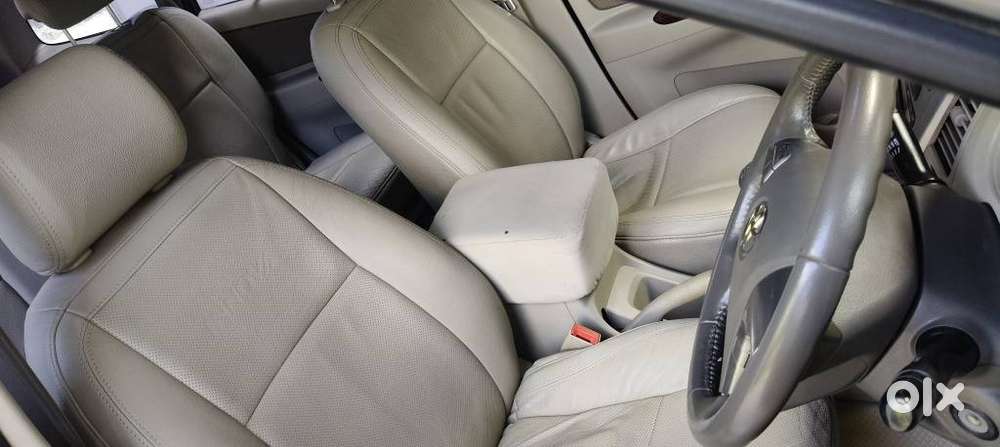 Toyota Innova 2.0 V, 2013, Diesel