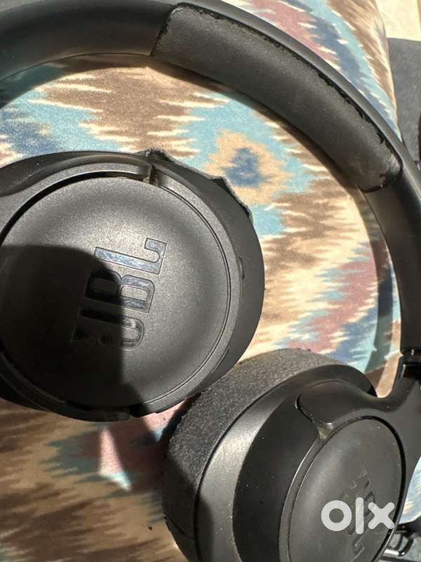 JBL tune 750 wireless headphone