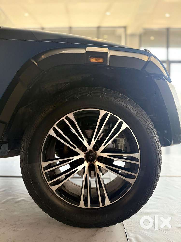 Mahindra Thar Lx 4-str Convertible At, 2021, Petrol