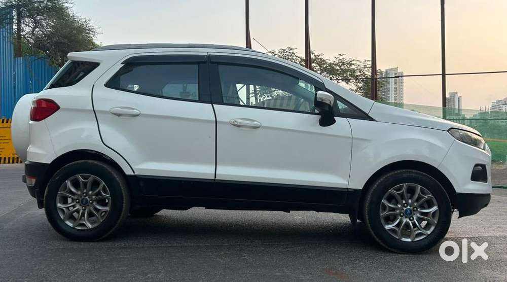 Ford Ecosport Titanium 2015 Petrol Good Condition