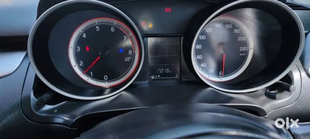 Maruti Suzuki Swift Vxi, 2023, Petrol