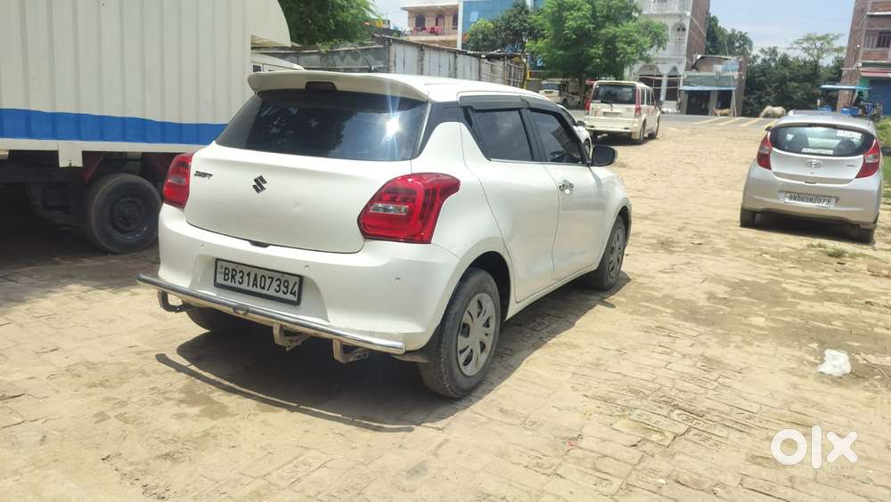 Maruti Suzuki Swift Vvt Vxi, 2021, Petrol