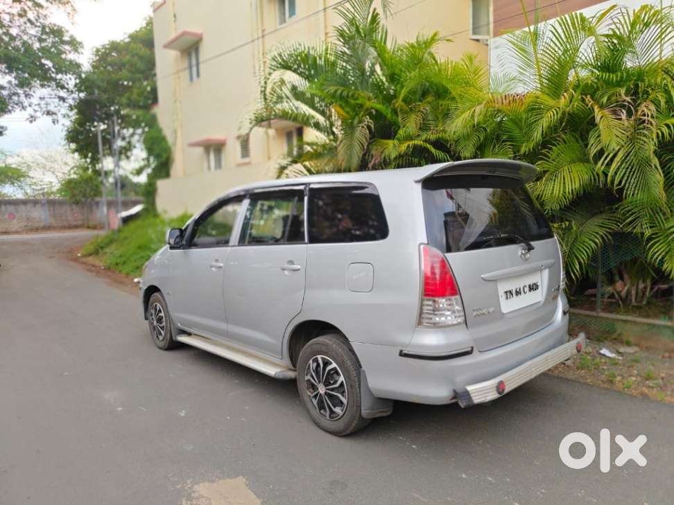 Toyota Innova 2.5 G (diesel) 7 Seater, 2011, Diesel