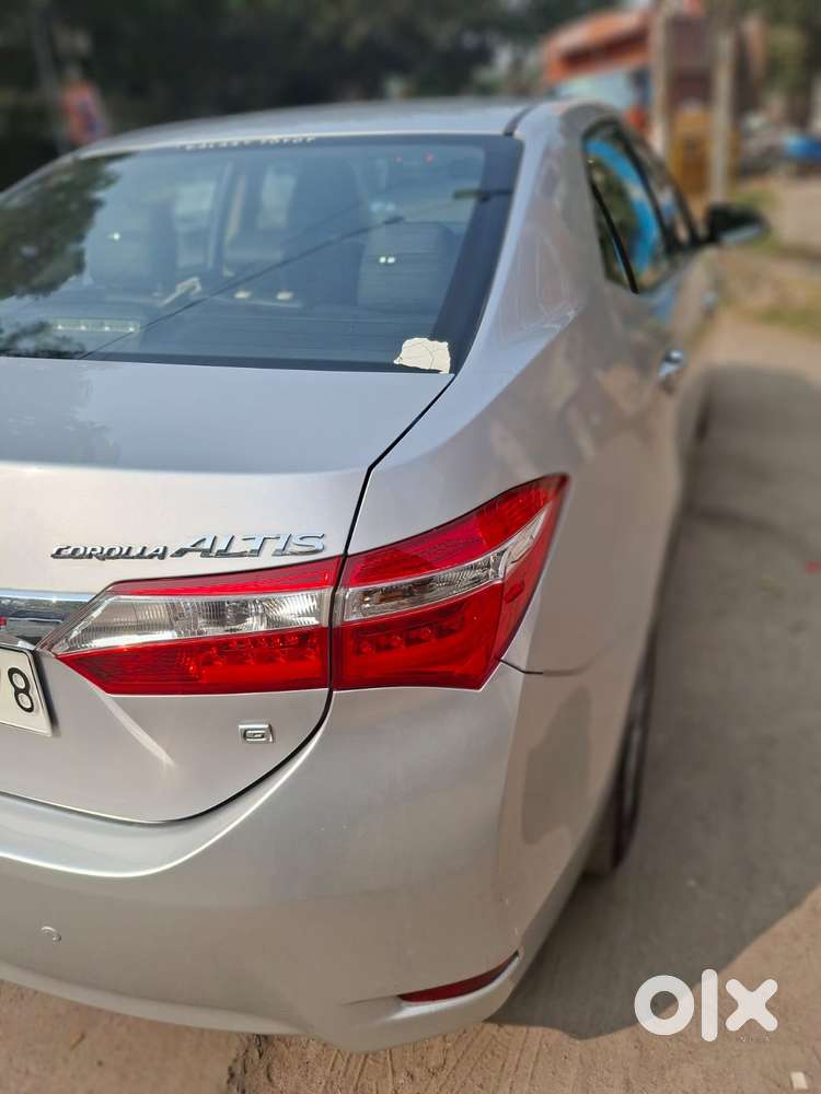 Toyota Corolla Altis [2014-2017] 1.8 G Cvt, 2014, Petrol