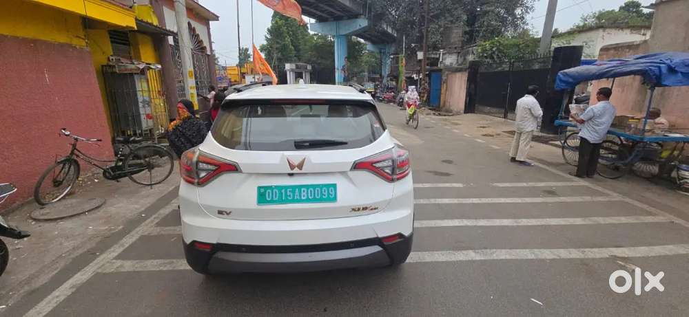 Mahindra Xuv400 Electric 2025 Automatic