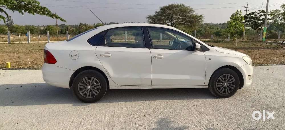 Skoda Rapid Ambition 2012 Diesel Manual Fc Runing 2nd Owner