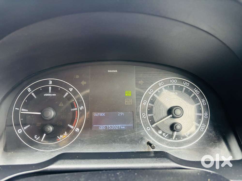 Toyota Innova Crysta 2.4 G Plus Mt, 2017, Diesel