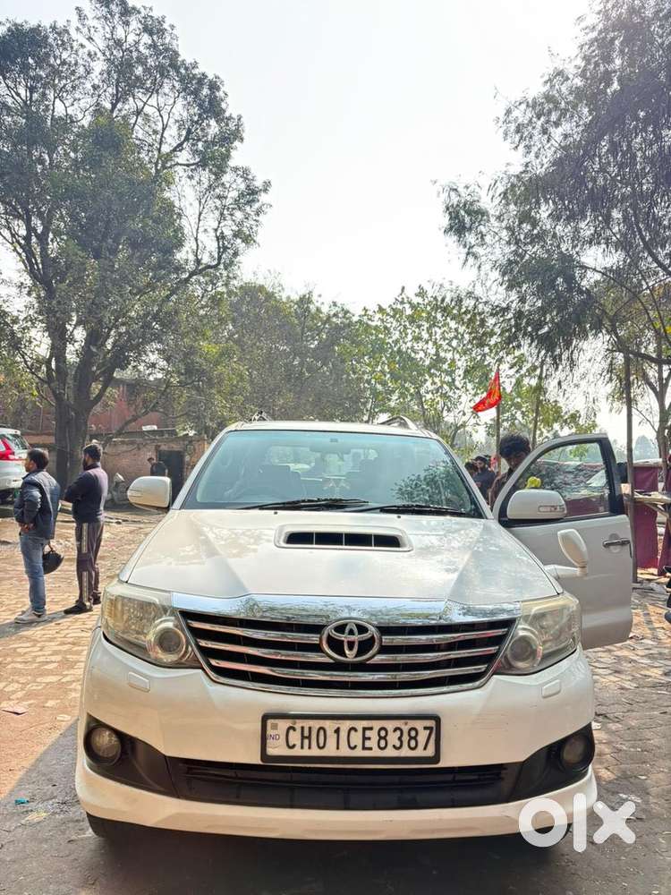 Toyota Fortuner 3.0 4x2 Automatic, 2013, Diesel