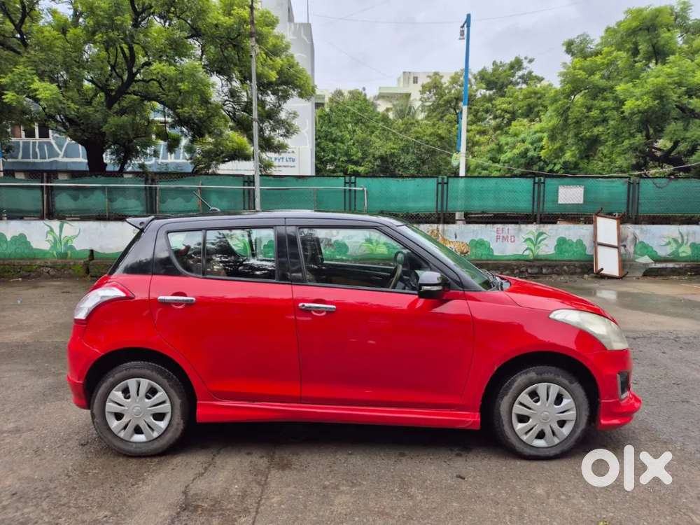 Maruti Suzuki Swift 1.2 Vxi Glory Edition, 2016, Petrol