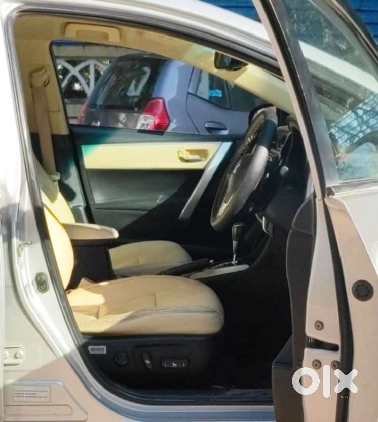 Toyota Corolla Altis 2013-2017 Vl At, 2017, Petrol