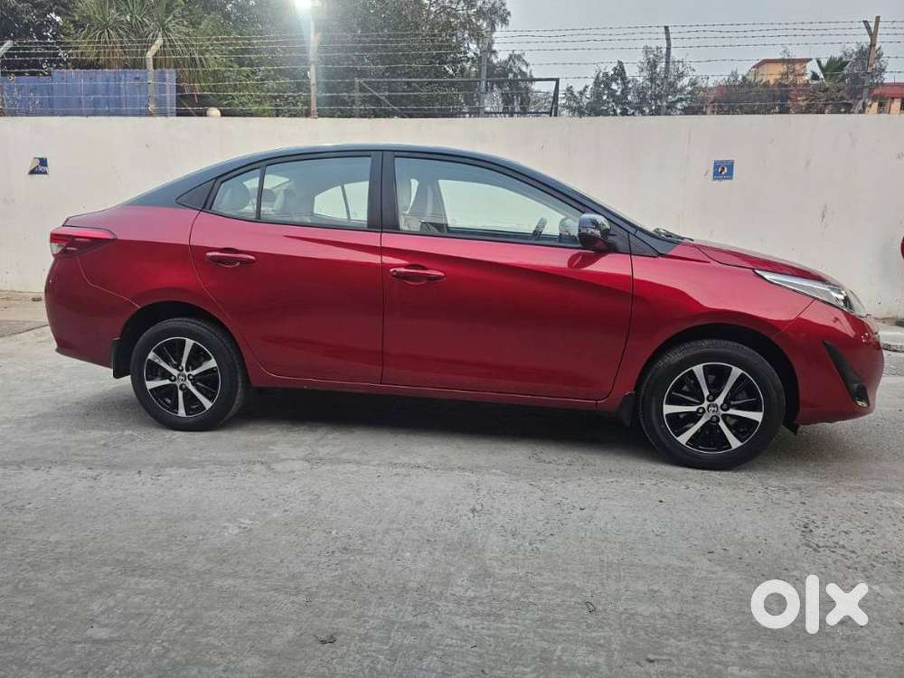 Toyota Yaris V Optional Cvt, 2019, Petrol