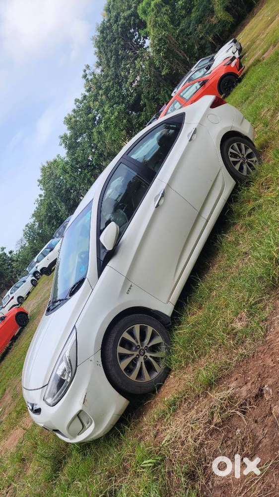 Hyundai Fluidic Verna 1.6 Crdi Sx Automatic, 2013, Petrol