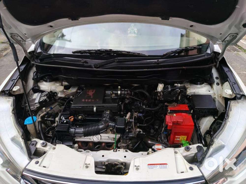 Maruti Suzuki Ertiga Zxi Plus Petrol, 2023, Cng & Hybrids