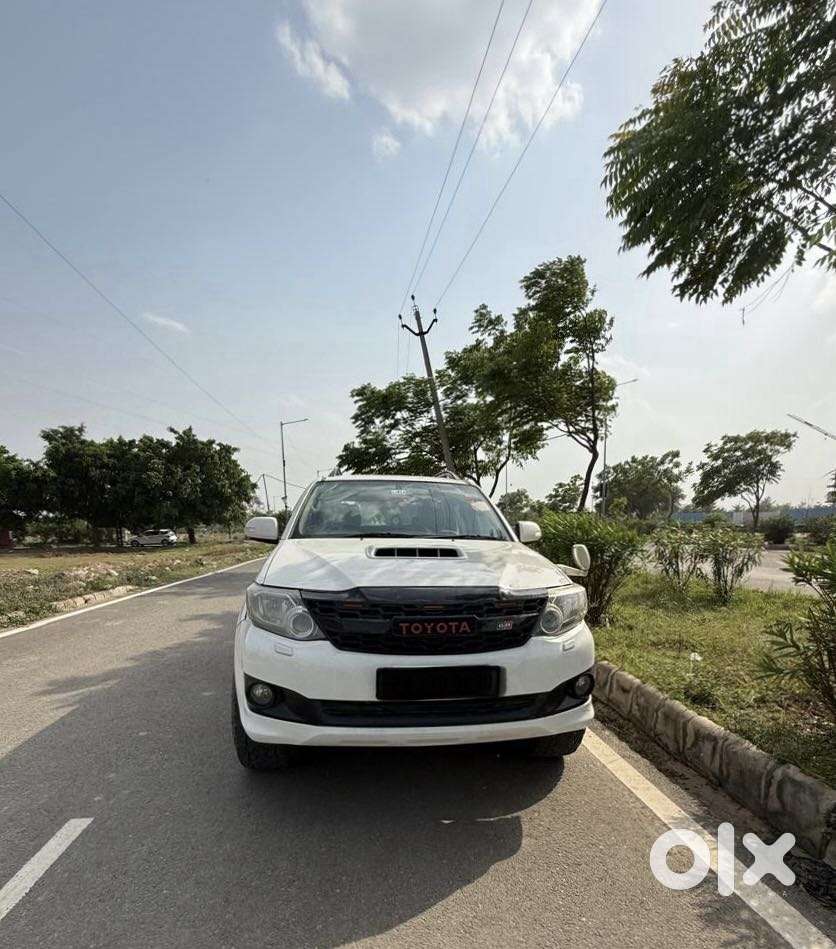 Toyota Fortuner 3.0 4x2 Automatic, 2014, Diesel