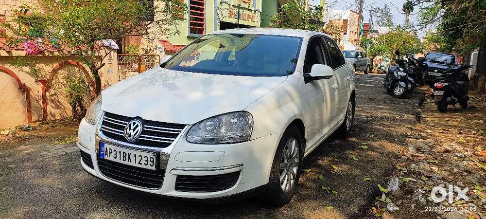 Volkswagen Jetta 2010 Diesel 137000 Km Driven