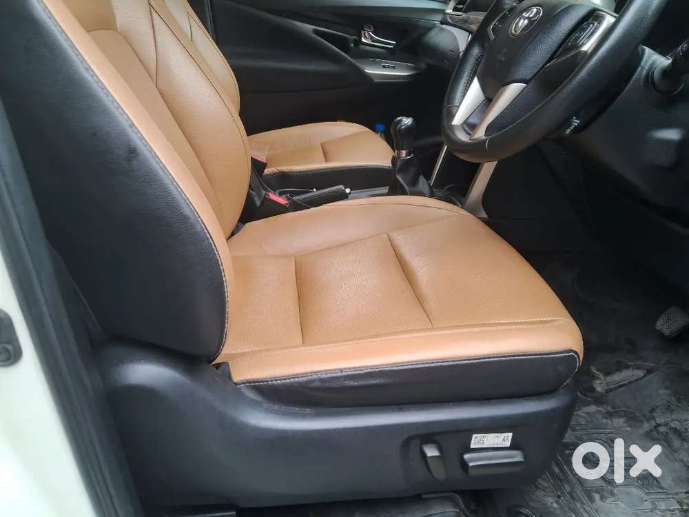 Toyota Innova Crysta 2022 Diesel 2.4 Zx