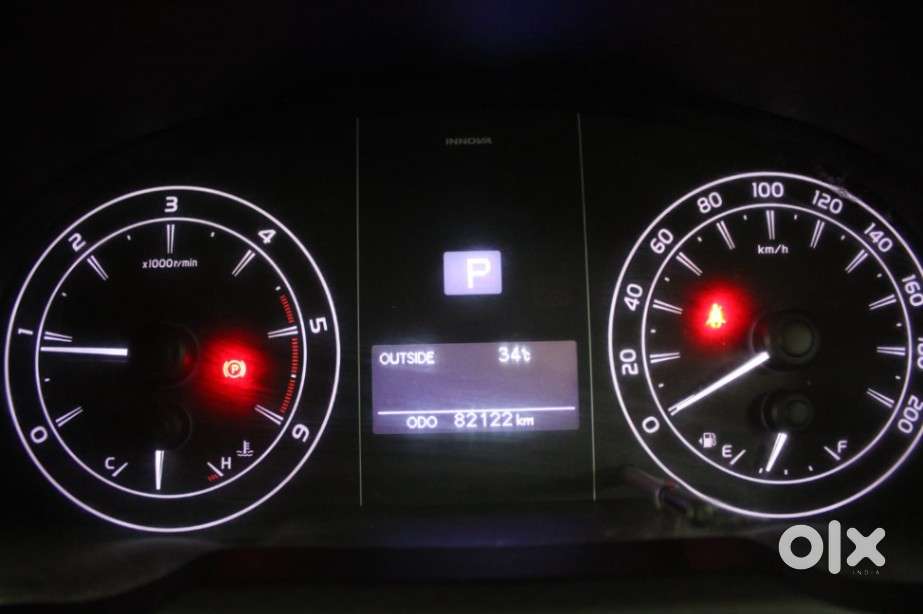 Toyota Innova Crysta [2020-ongoing] 2.4 Gx 7 Str, 2021, Diesel