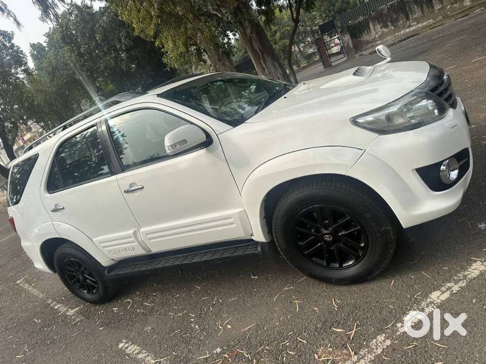 Toyota Fortuner 4x4 Mt 2.8 Diesel, 2012, Diesel