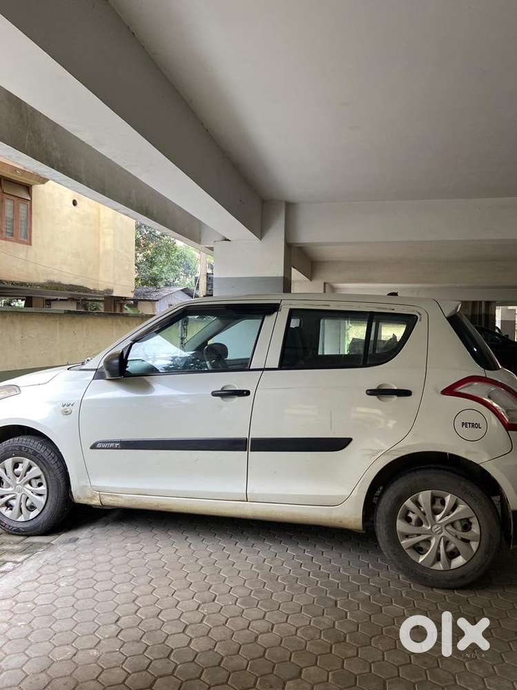 Maruti Suzuki Swift 2015 Petrol 44000 Km Driven