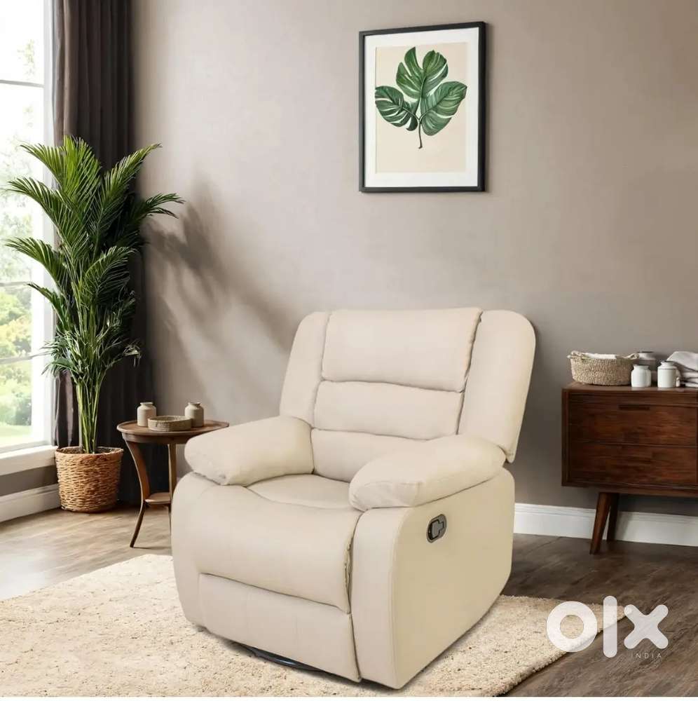 Premium Luxurious Recliner sofa (Brand New)