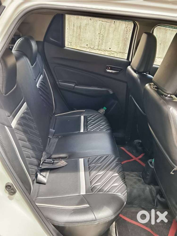 Maruti Suzuki Swift Vxi + Manual, 2022, Petrol
