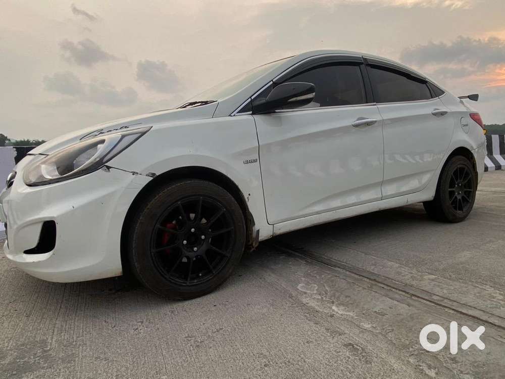 Hyundai Fluidic Verna 2013