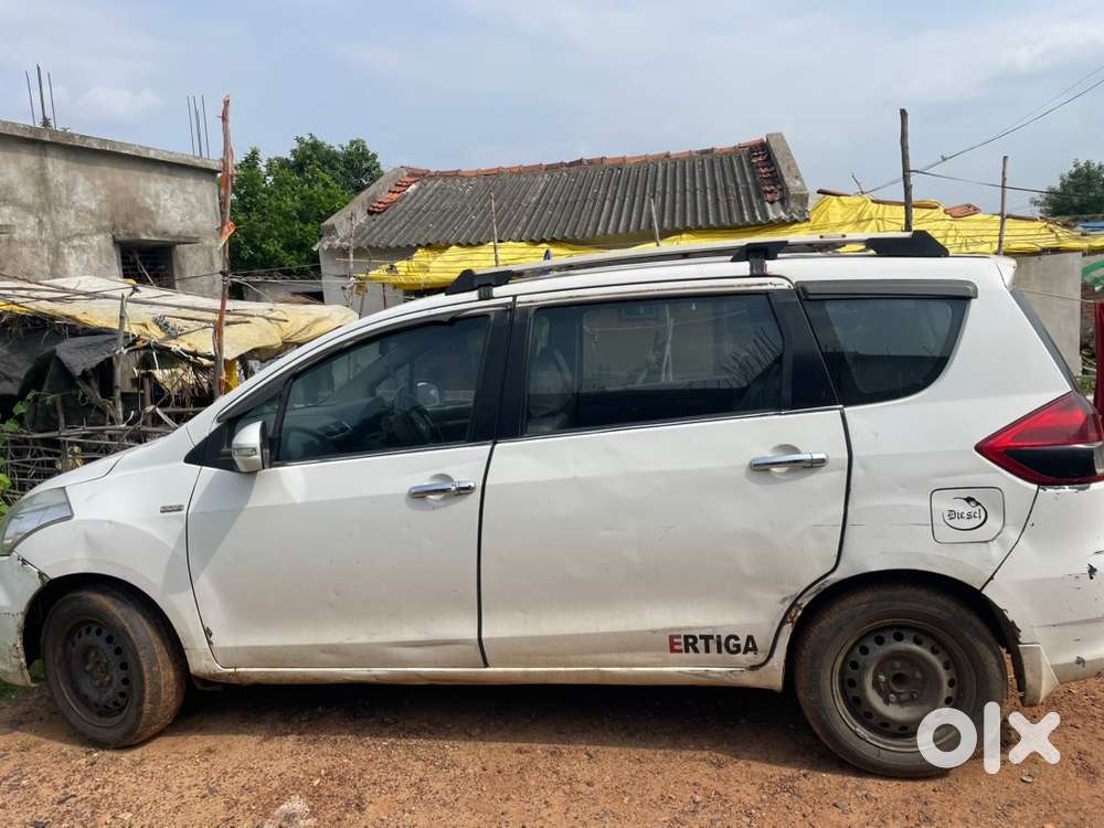 Maruti Suzuki Ertiga Vdi 2012
