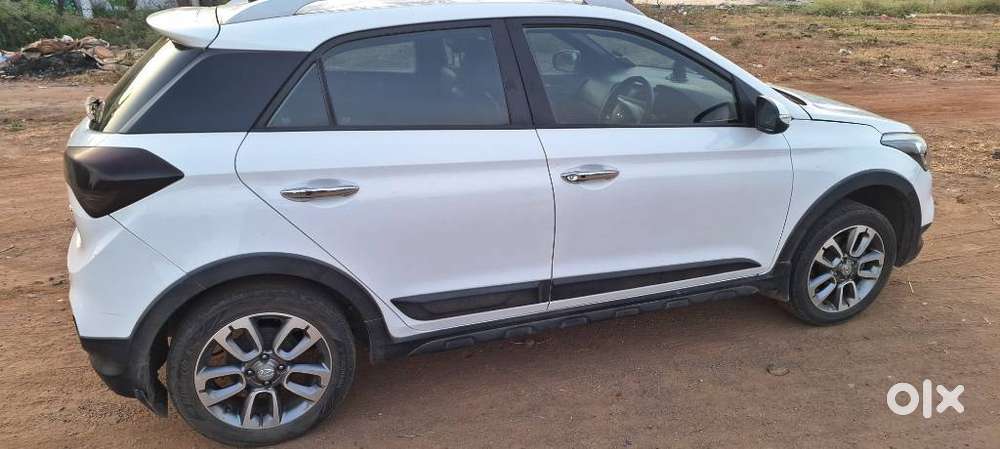 Hyundai I20 Active Sx Petrol, 2016, Petrol