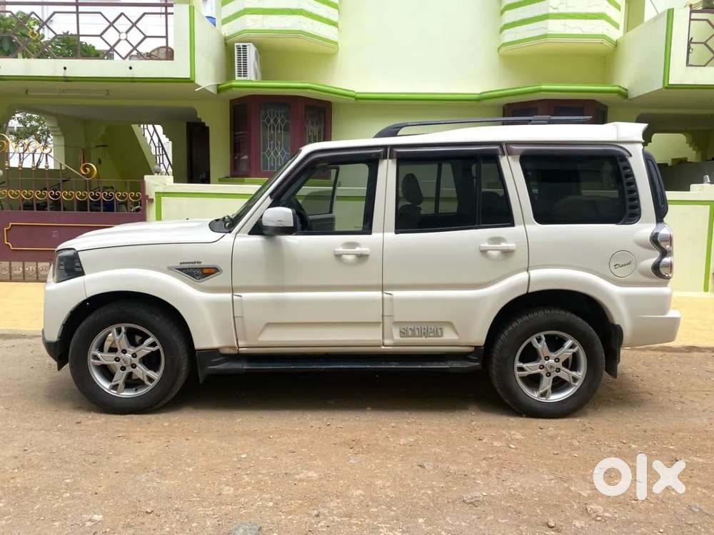 Mahindra Scorpio, 2015, Diesel