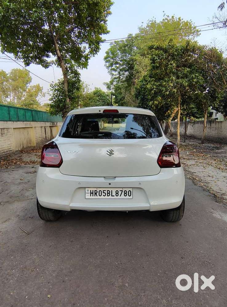 Maruti Suzuki Swift 1.3 Zxi, 2024, Petrol