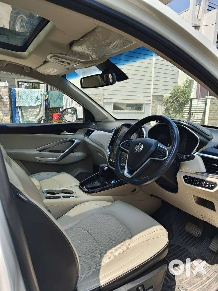 Mg Hector Sharp At, 2022, Petrol