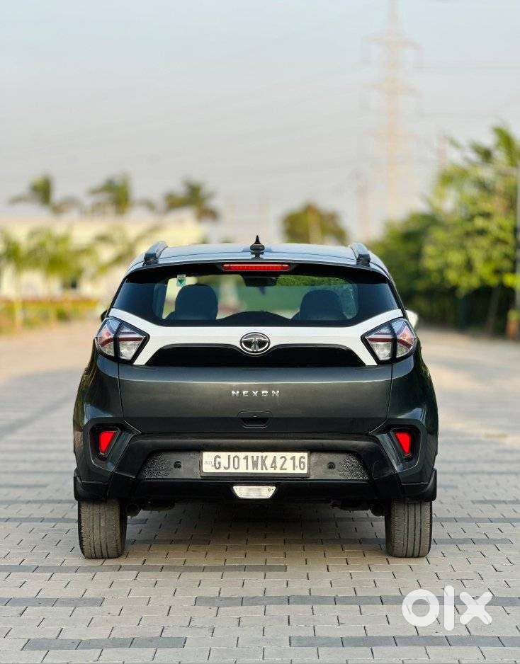 Tata Nexon 1.5 Revotorq Xm (s), 2023, Diesel