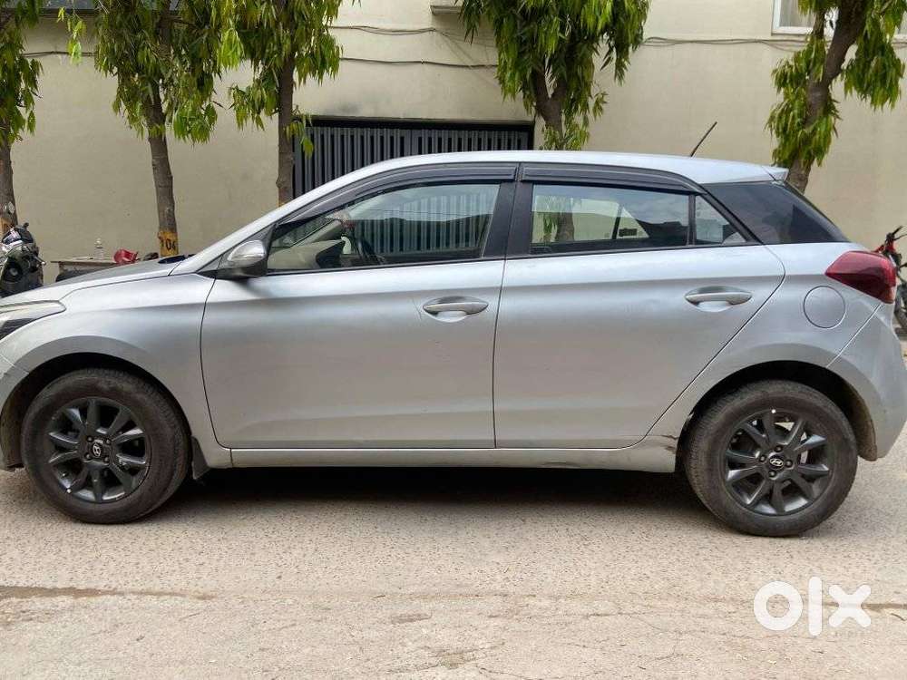 Hyundai I20 Sportz 1.2 Mt, 2020, Petrol