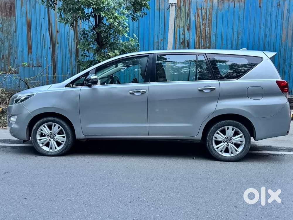 Toyota Innova Crysta 2.8 Zx At 7 Seater, 2018, Diesel