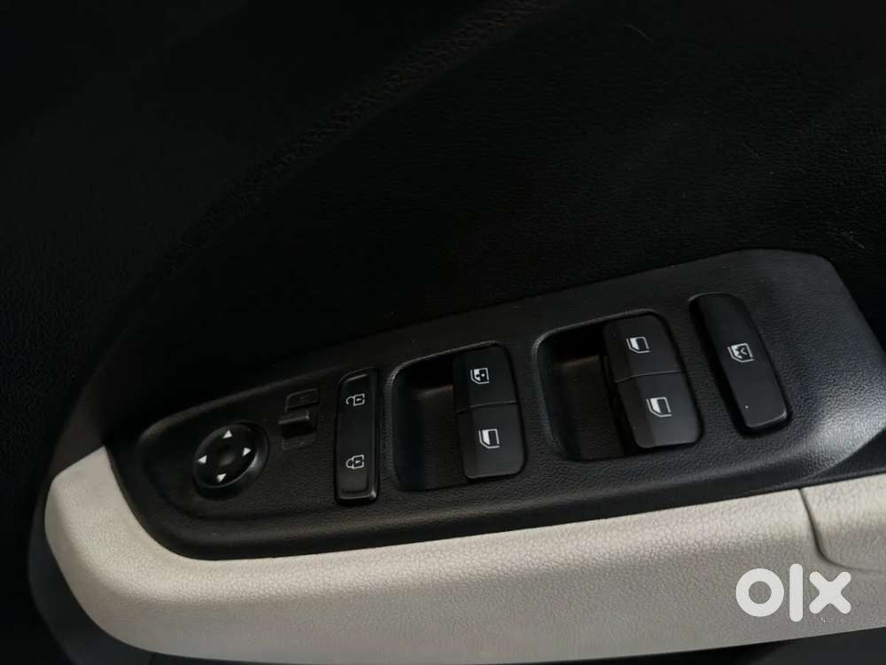 Hyundai Venue S 1.2 Petrol, 2024, Petrol