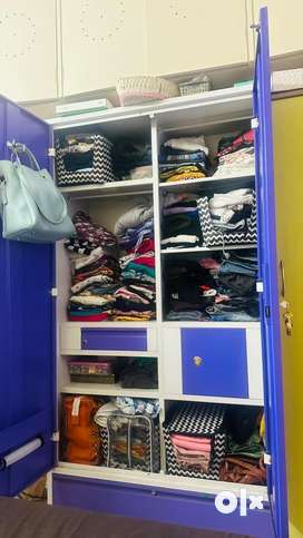 Iron deals wardrobe olx